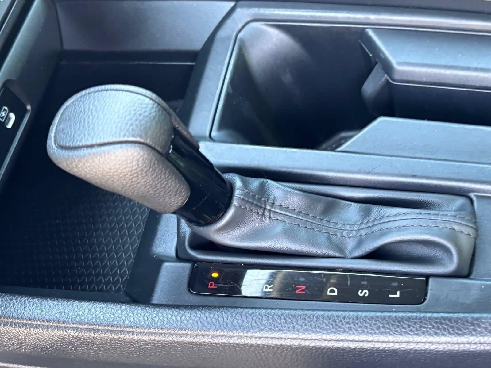 Certified 2024 Honda Accord EX image 30