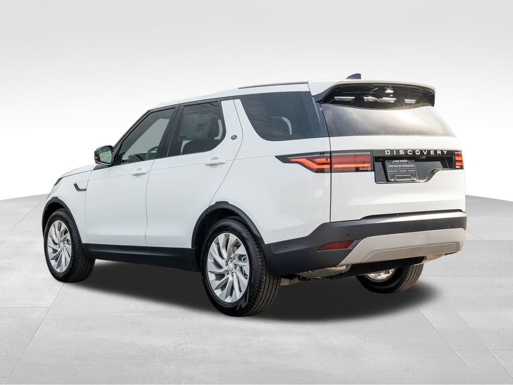 New 2025 Land Rover Discovery S image 6