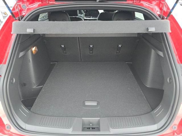 New 2026 Chevrolet Trax RS w/ Driver Confidence Package image 19