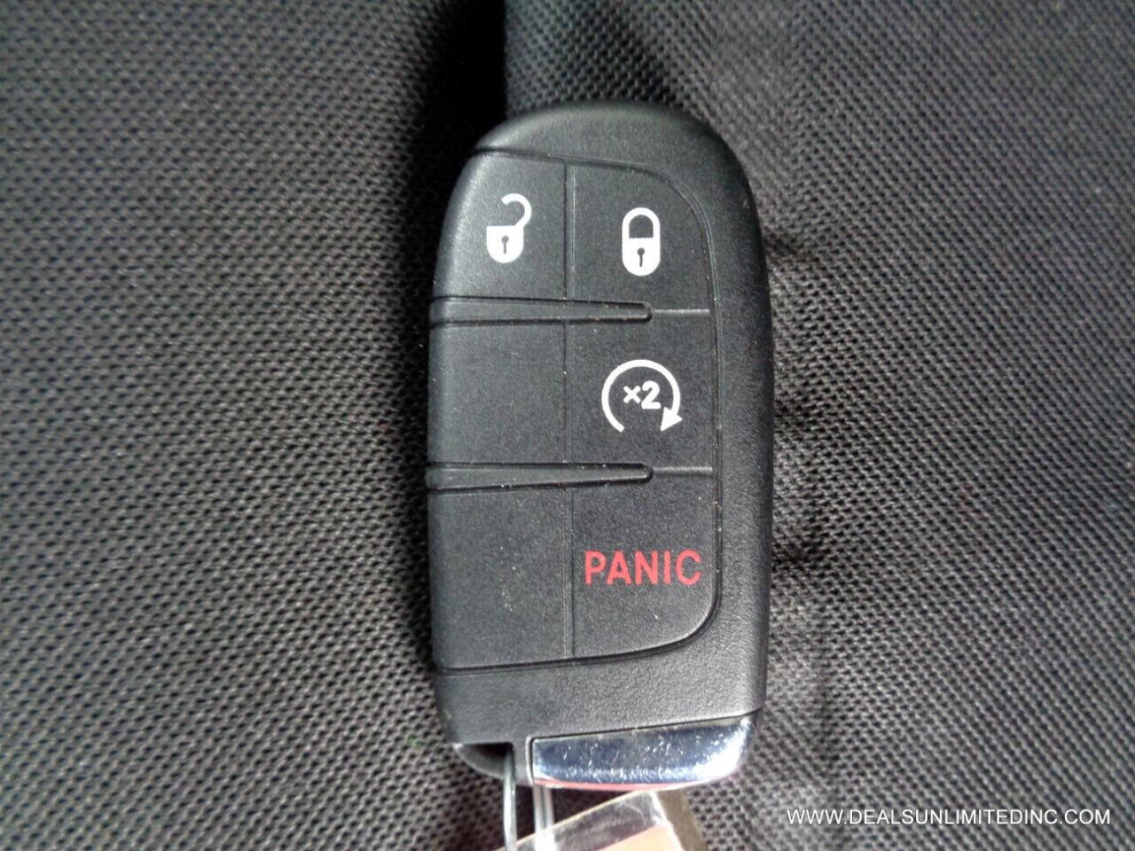 Used 2017 Jeep Renegade Altitude image 22