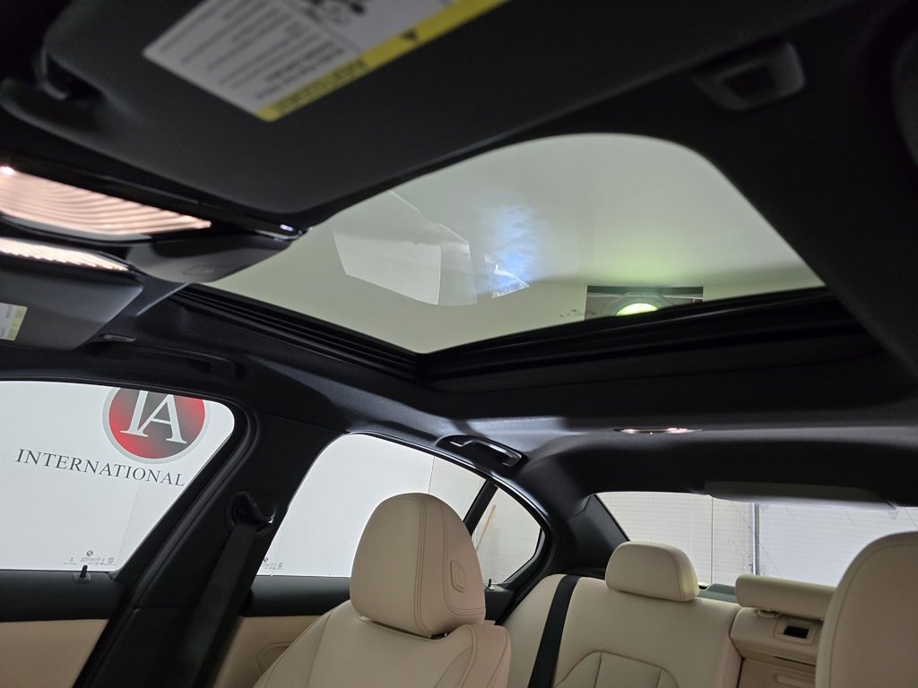 New 2025 BMW 330i xDrive Sedan w/ Premium Package image 11