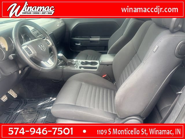 Used 2014 Dodge Challenger R/T RWD image 16