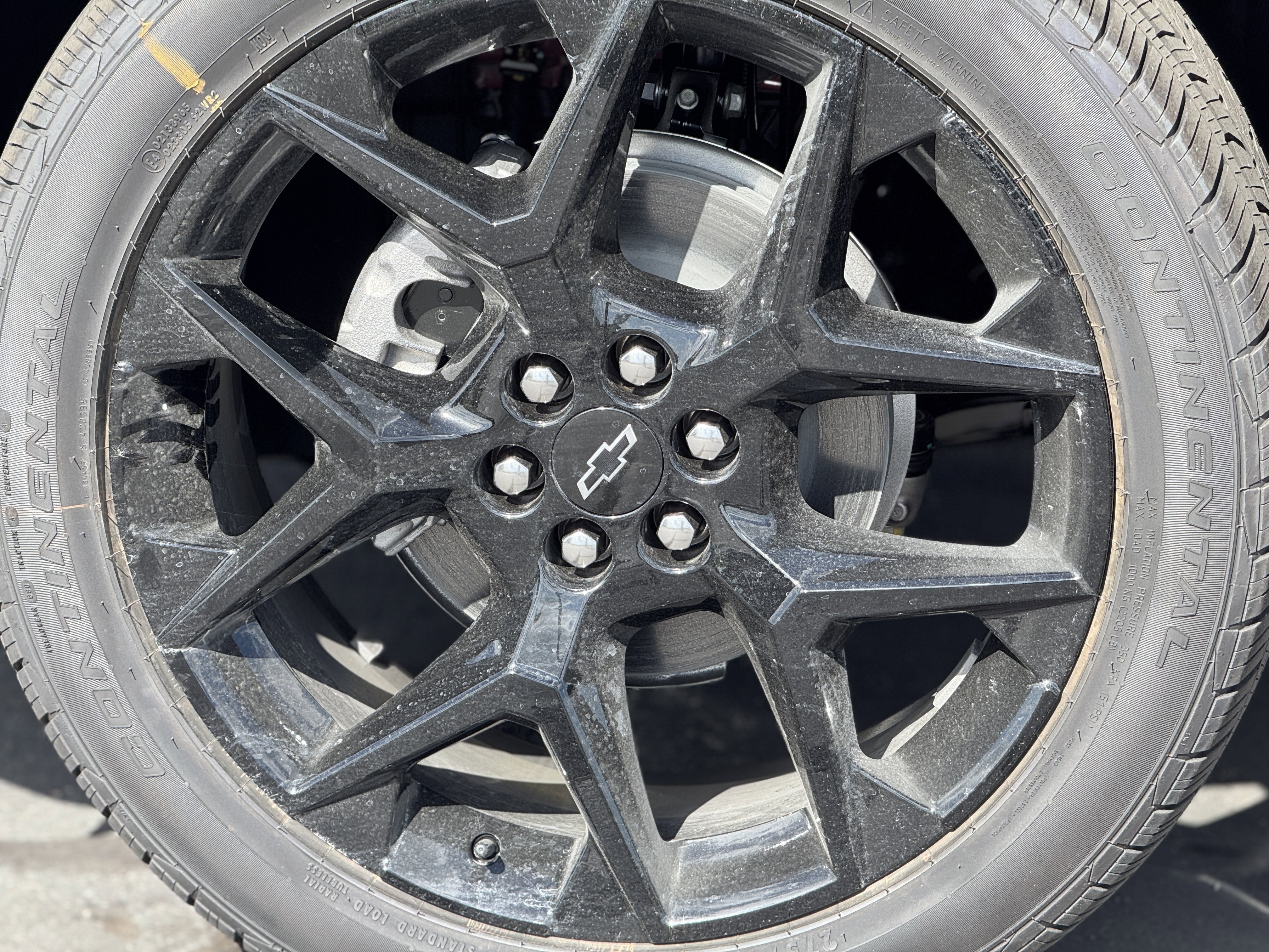 New 2026 Chevrolet Traverse RS w/ LPO, Floor Liner Package image 8