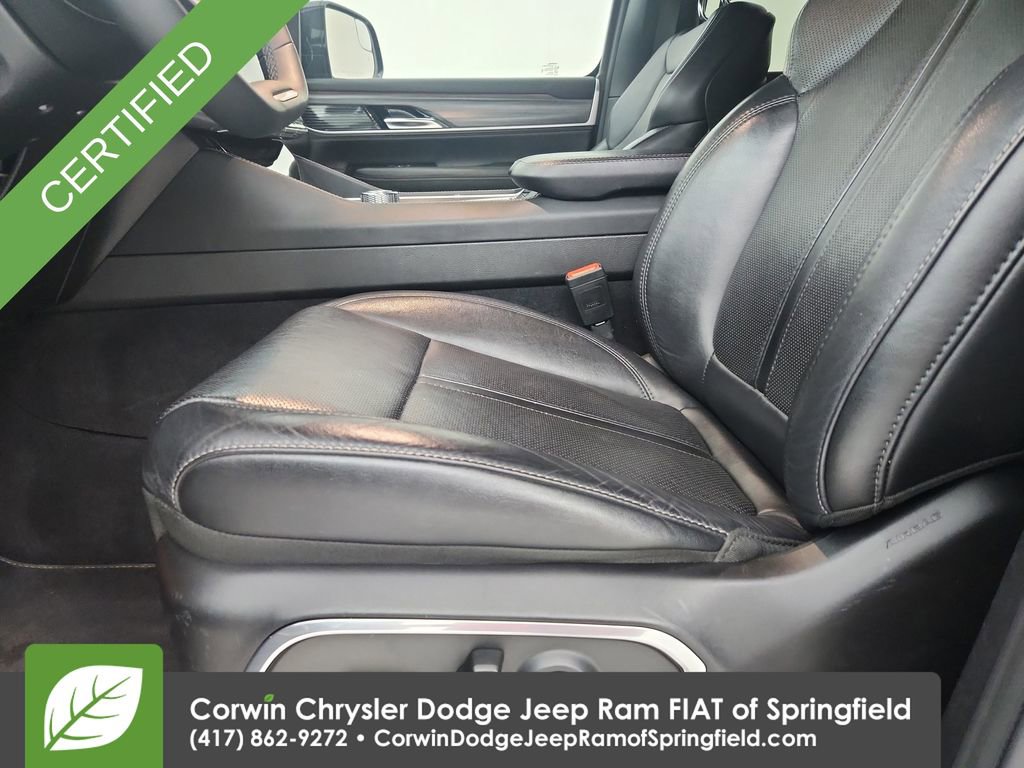 Certified 2024 Jeep Wagoneer L Series II image 12