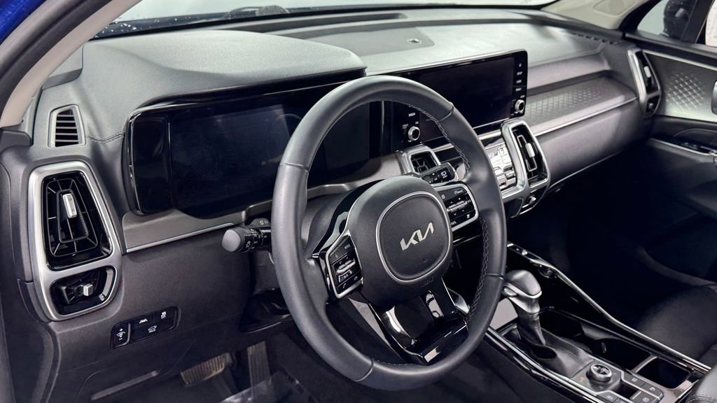 Used 2023 Kia Sorento SX image 38