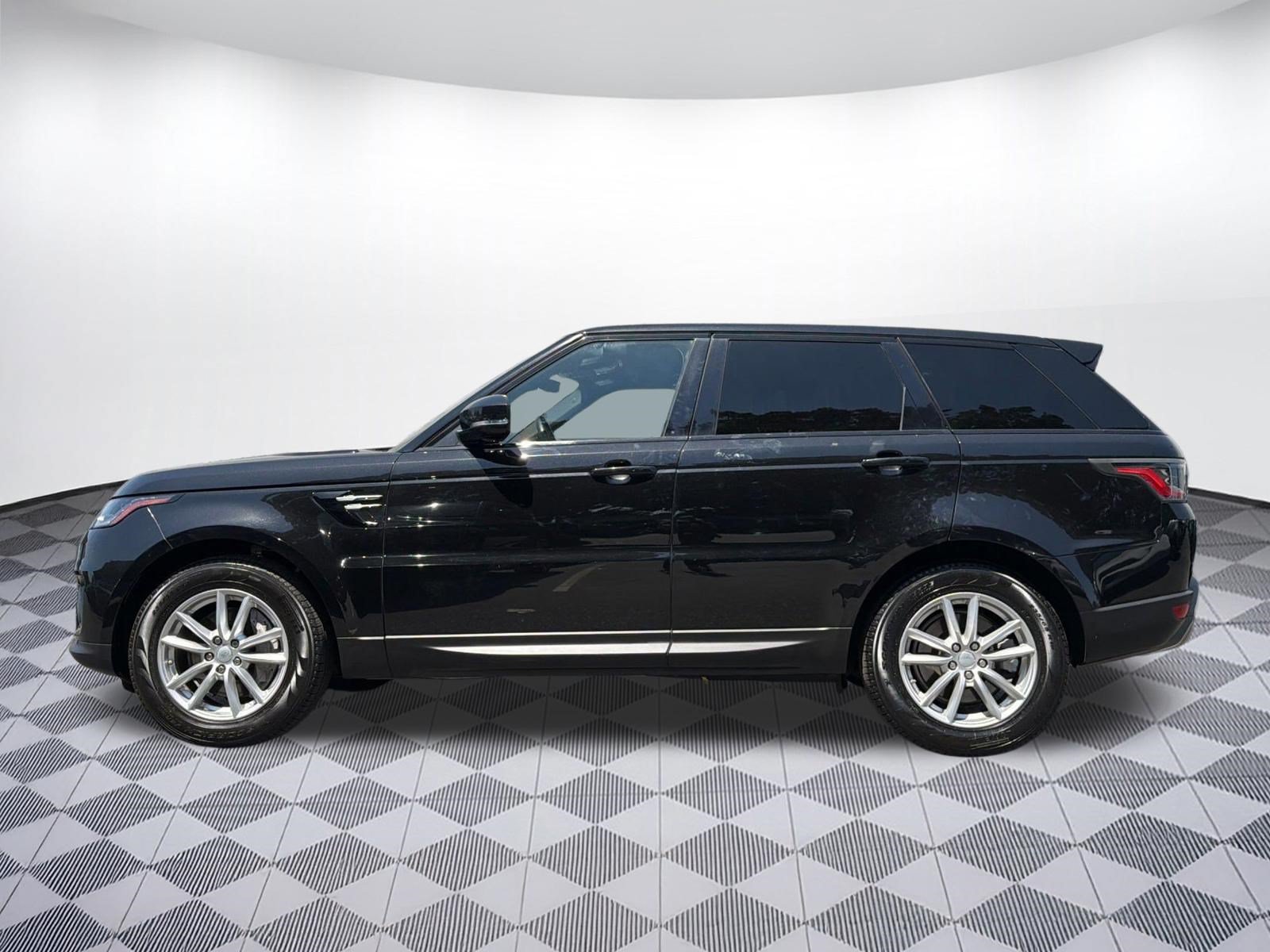 Used 2019 Land Rover Range Rover Sport SE AWD/4WD image 2