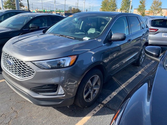 Used 2023 Ford Edge SEL w/ Convenience Package AWD/4WD image 6