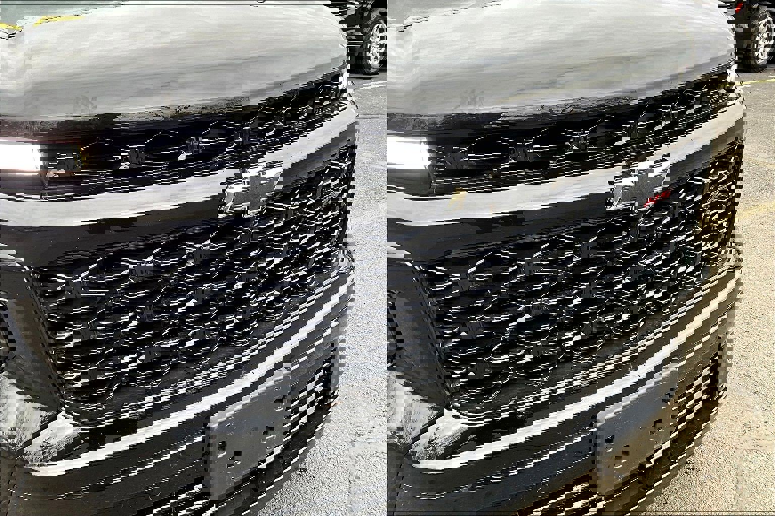 Used 2025 Chevrolet Traverse RS w/ LPO, Floor Liner Package image 24