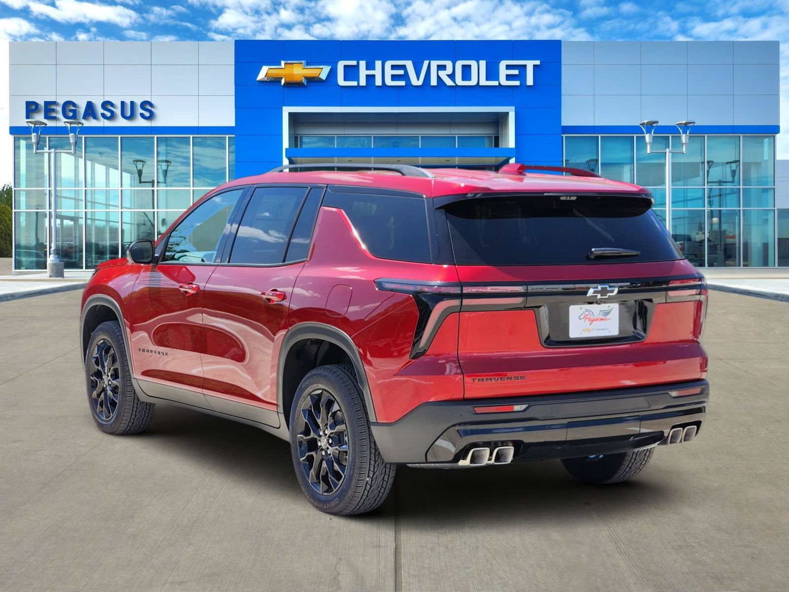 New 2026 Chevrolet Traverse LT w/ Midnight/Sport Edition FWD image 5