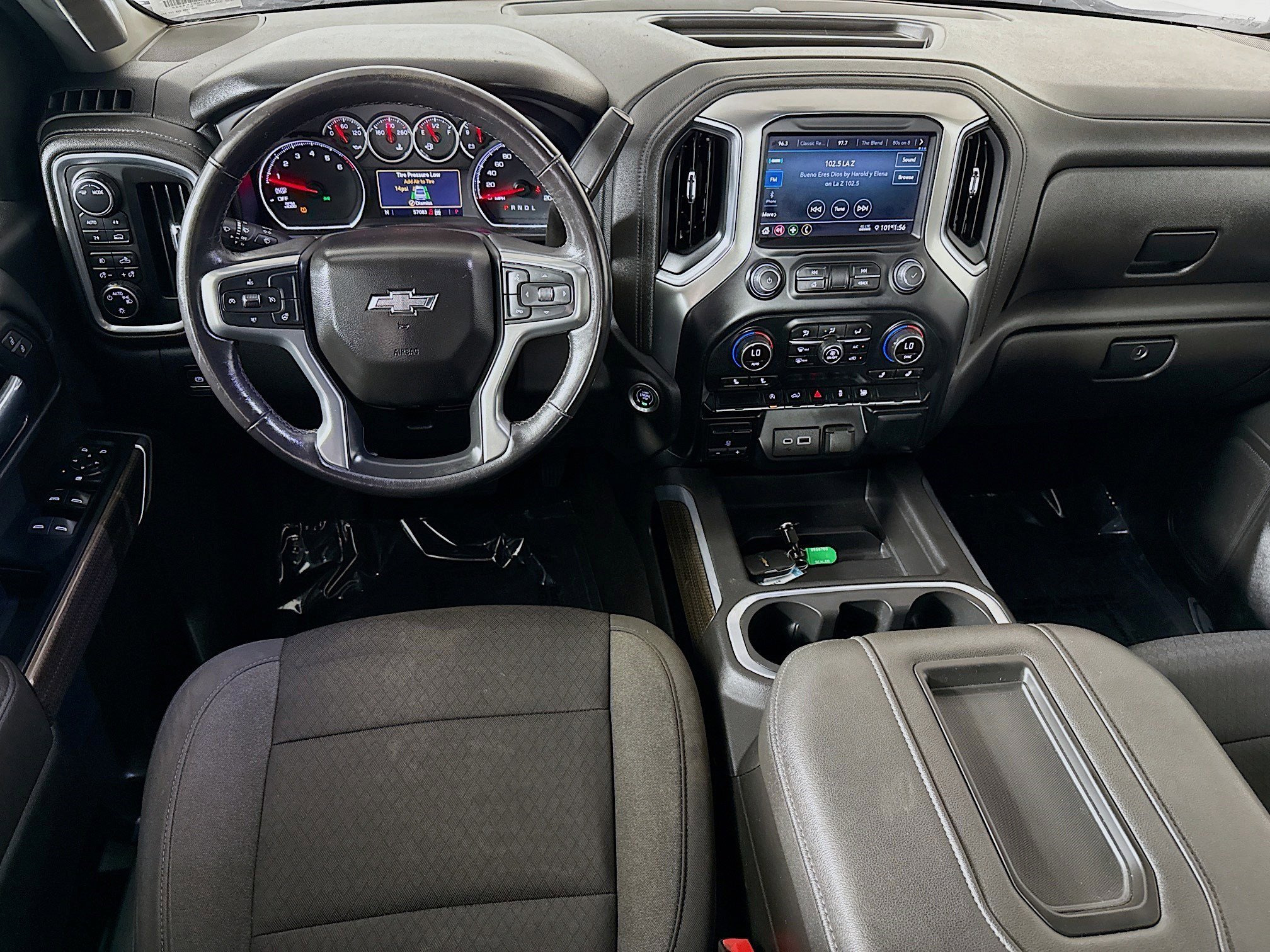 Used 2022 Chevrolet Silverado 1500 RST w/ Max Trailering Package AWD/4WD image 17