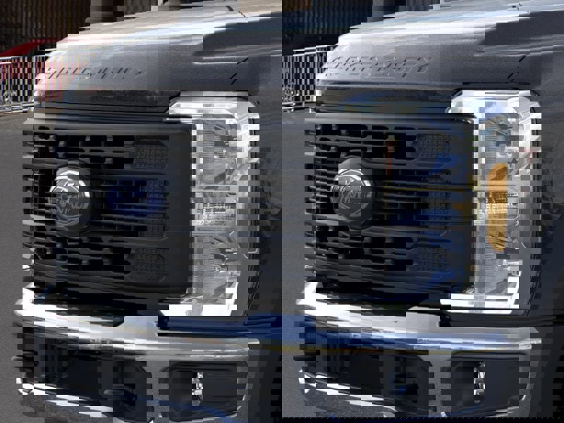 New 2026 Ford F450 XL w/ XL Chrome Package image 17