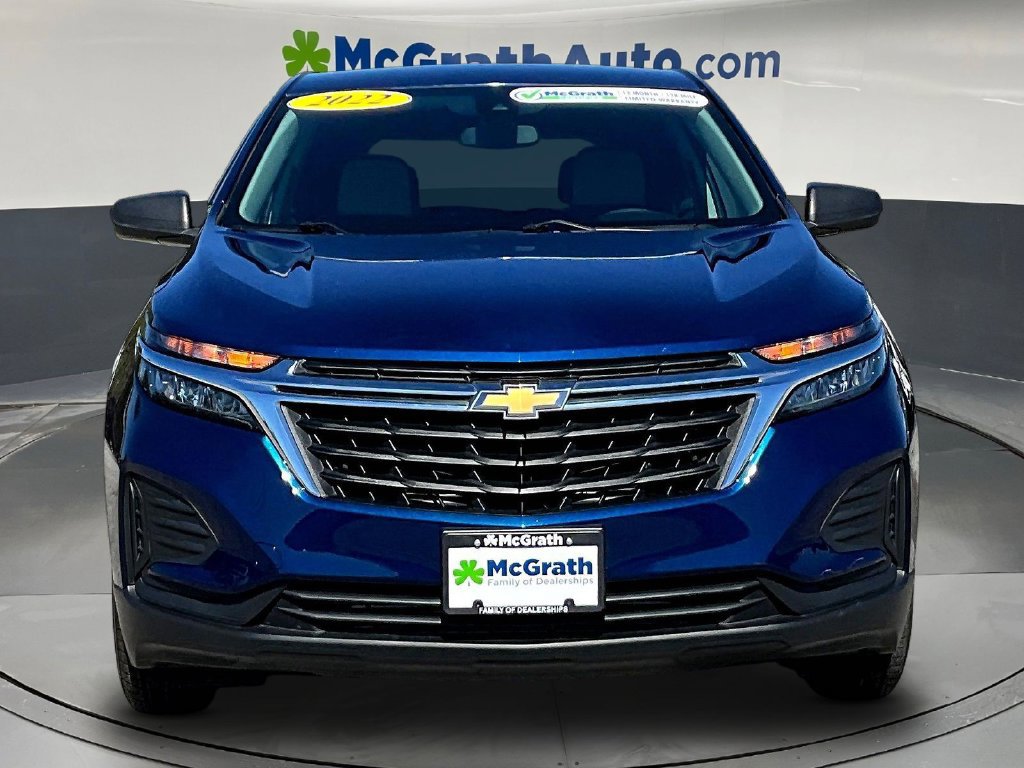 Used 2022 Chevrolet Equinox LS w/ LS Convenience Package FWD image 2