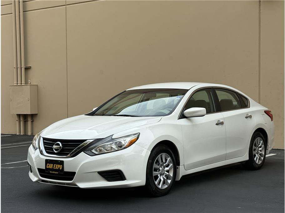 Used 2017 Nissan Altima 2.5 S w/ Power Driver Seat Package FWD image 3