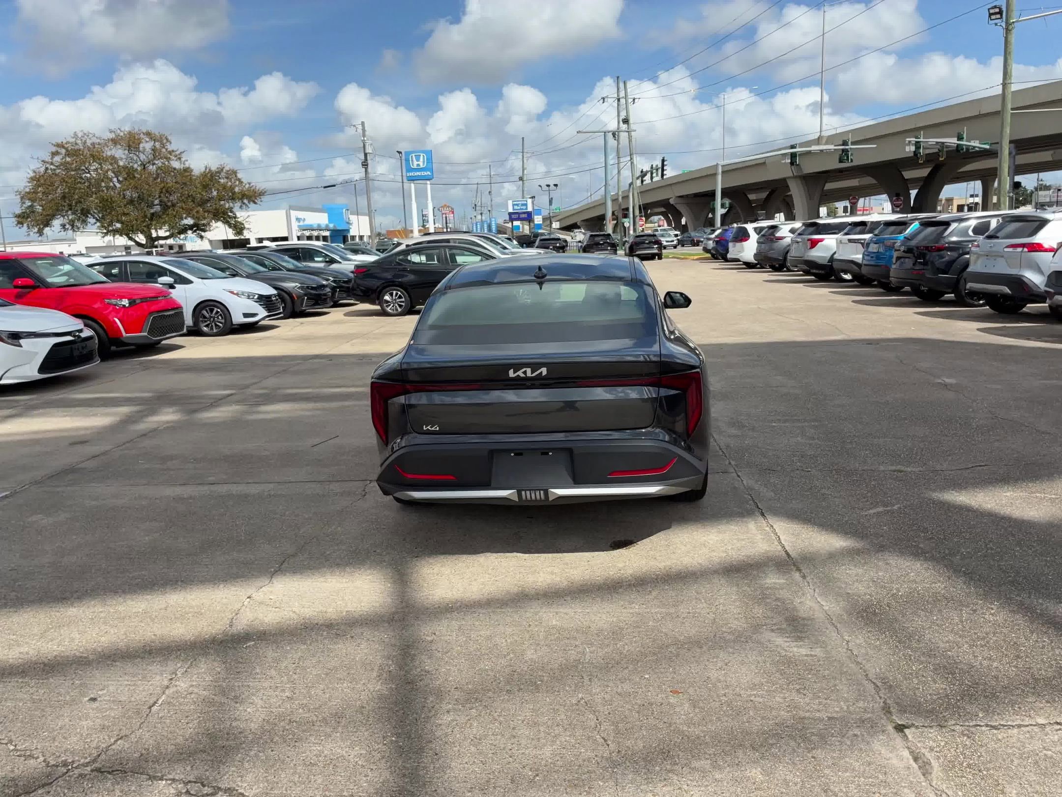 Used 2025 Kia K4 LXS image 13