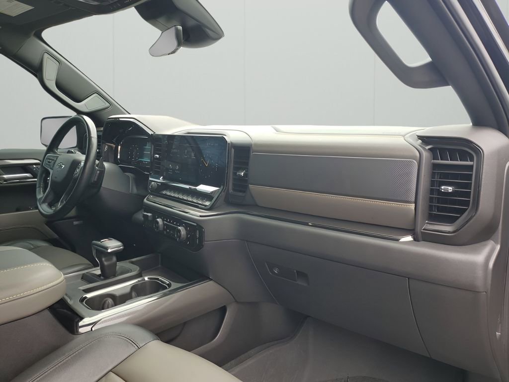 Used 2023 Chevrolet Silverado 1500 ZR2 w/ Technology Package image 14