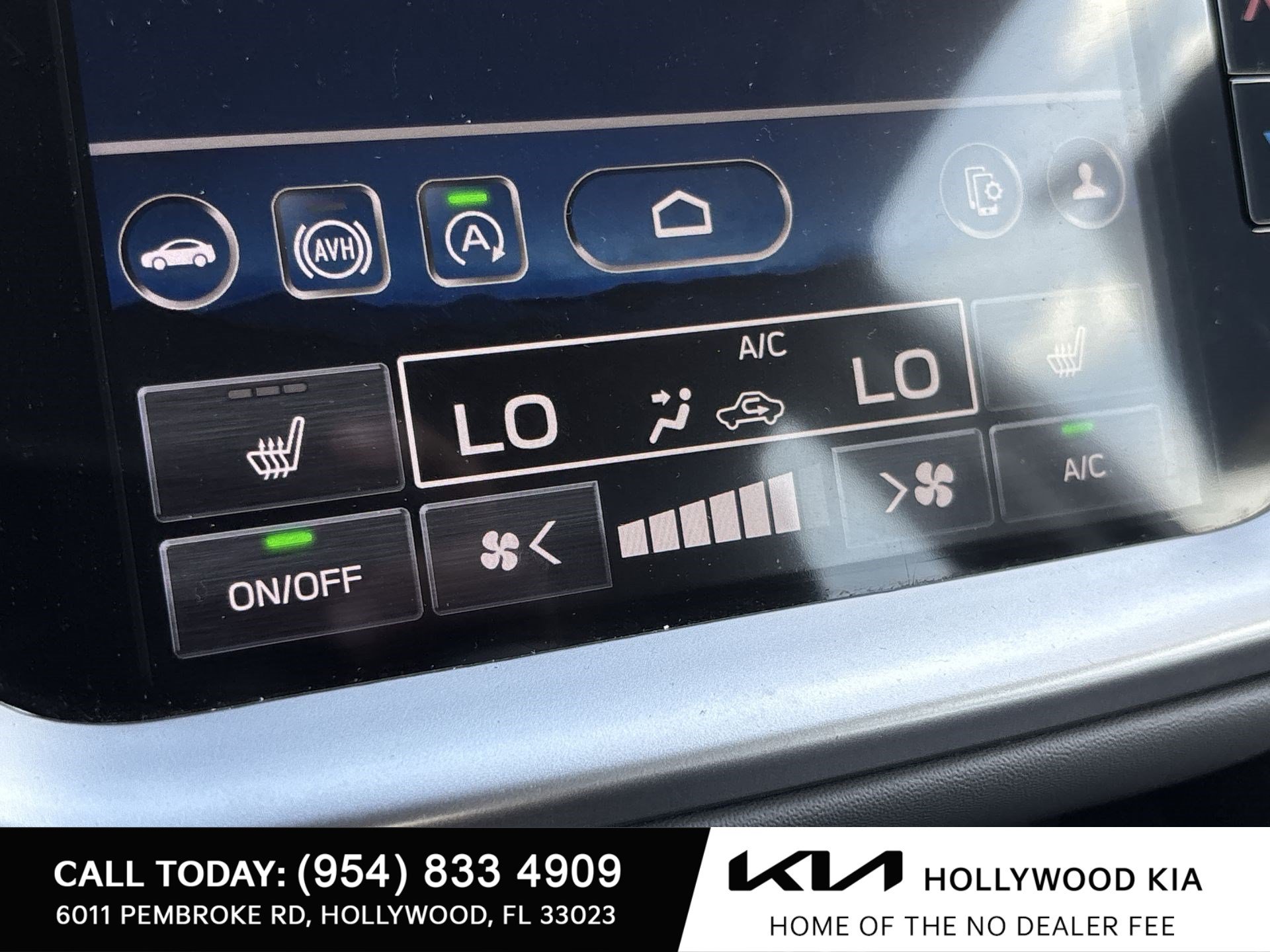 Used 2024 Subaru Legacy Premium AWD/4WD image 16