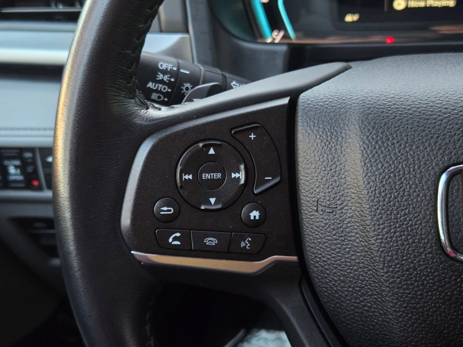 Used 2024 Honda Odyssey EX-L image 24