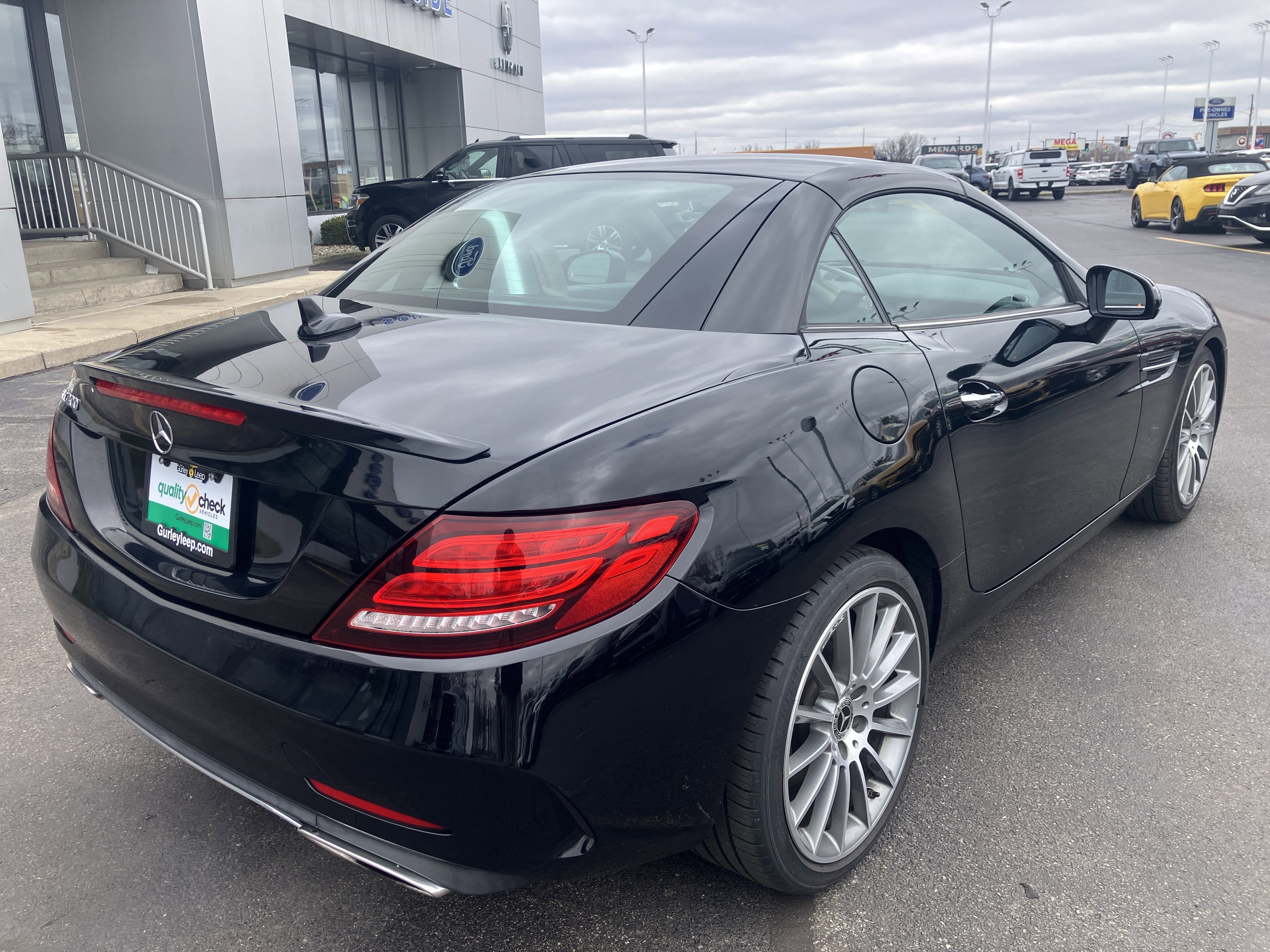 Used 2019 Mercedes-Benz SLC 300 image 7
