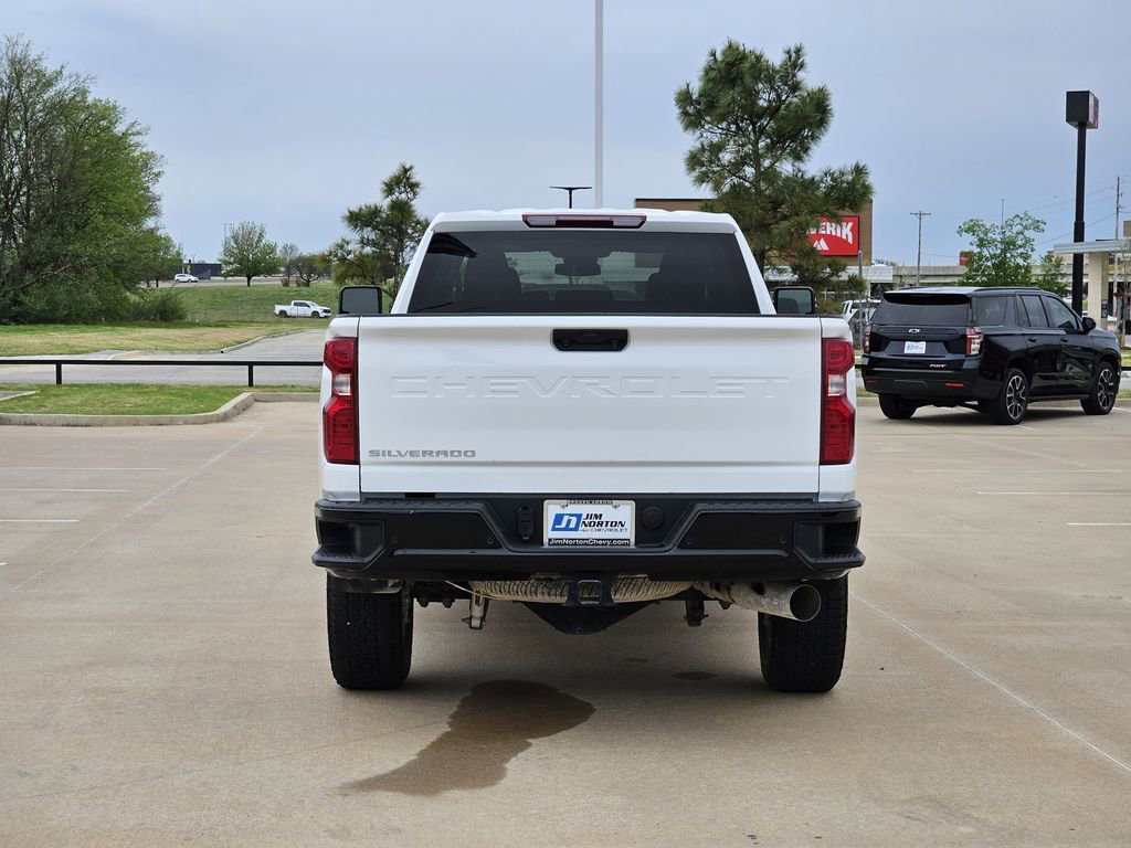 Used 2025 Chevrolet Silverado 2500 Custom w/ Custom Value Package AWD/4WD image 8