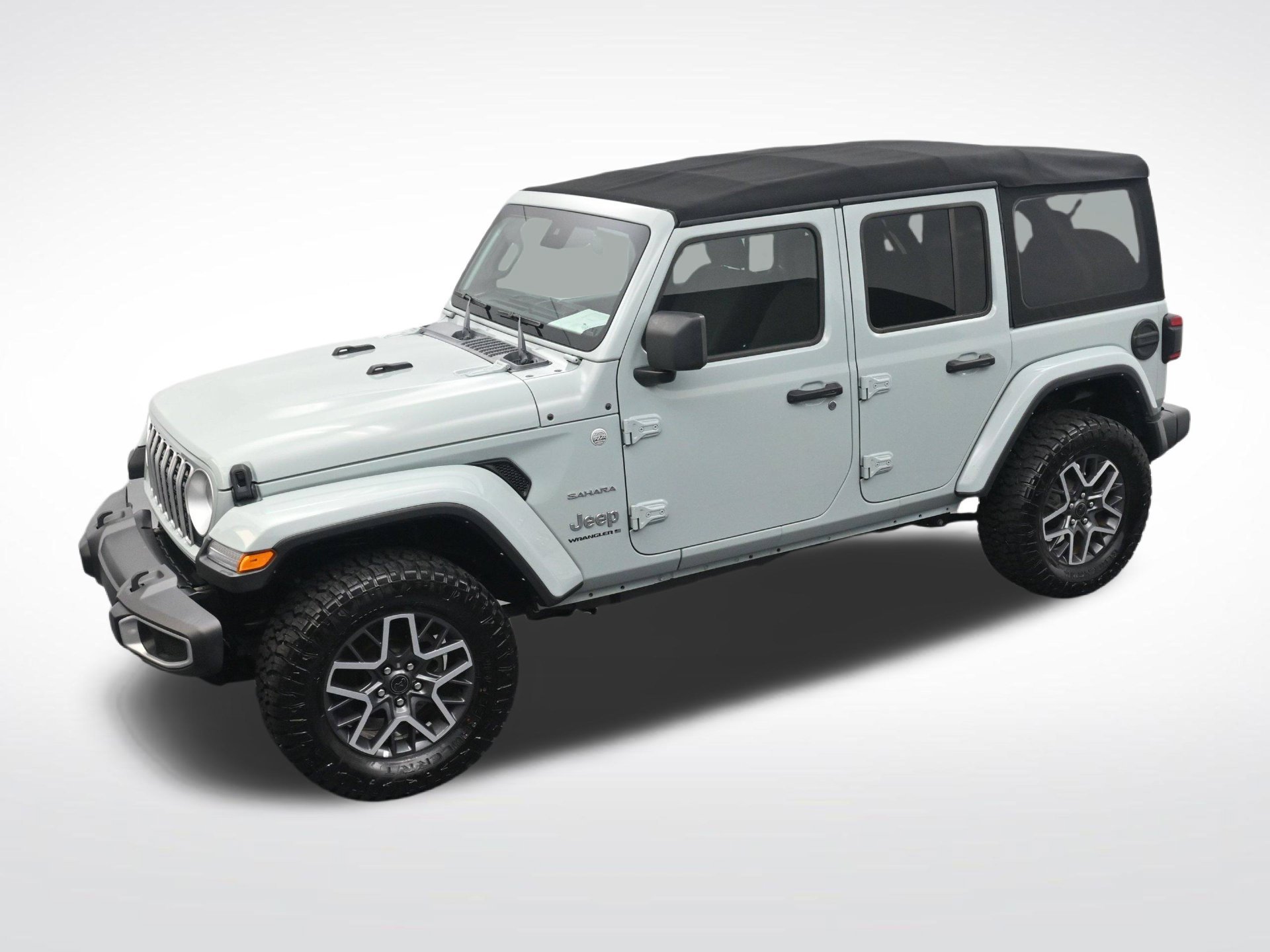 Used 2024 Jeep Wrangler Unlimited Sahara w/ Safety Group AWD/4WD image 19