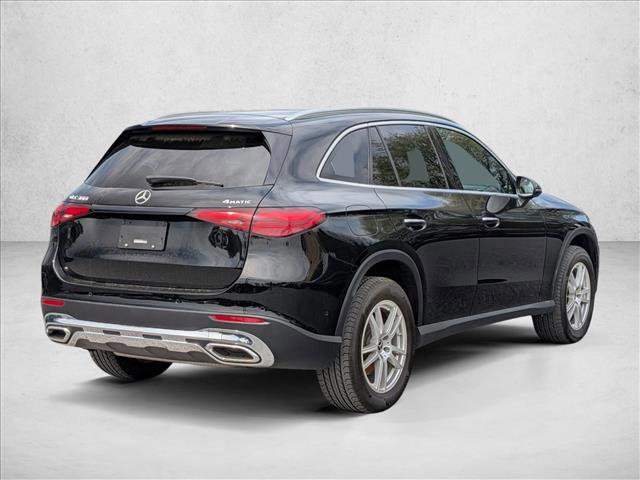 Used 2023 Mercedes-Benz GLC 300 4MATIC image 5