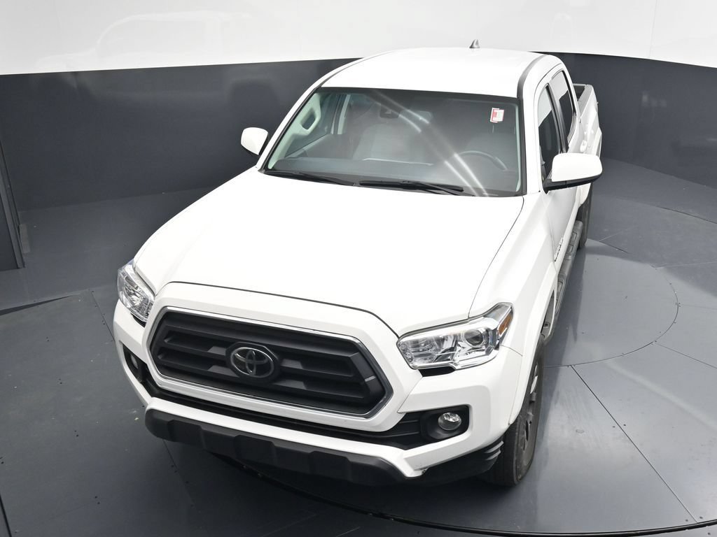 Used 2023 Toyota Tacoma SR5 AWD/4WD image 11