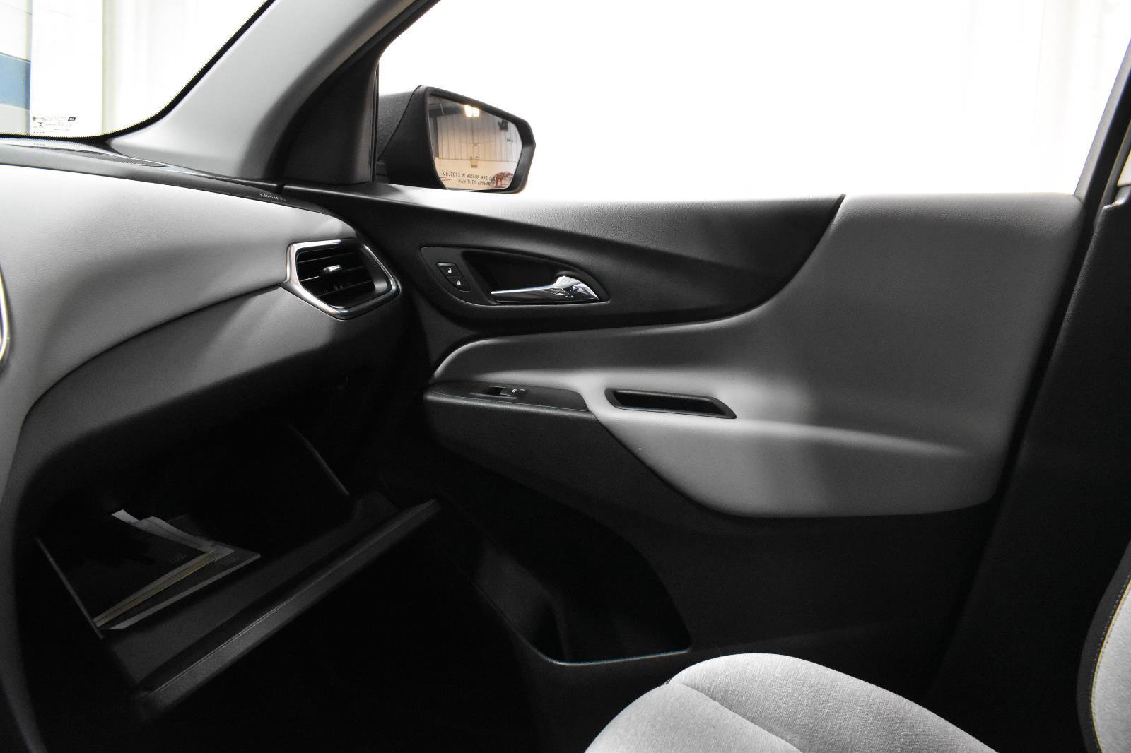 Used 2022 Chevrolet Equinox LS AWD/4WD image 20