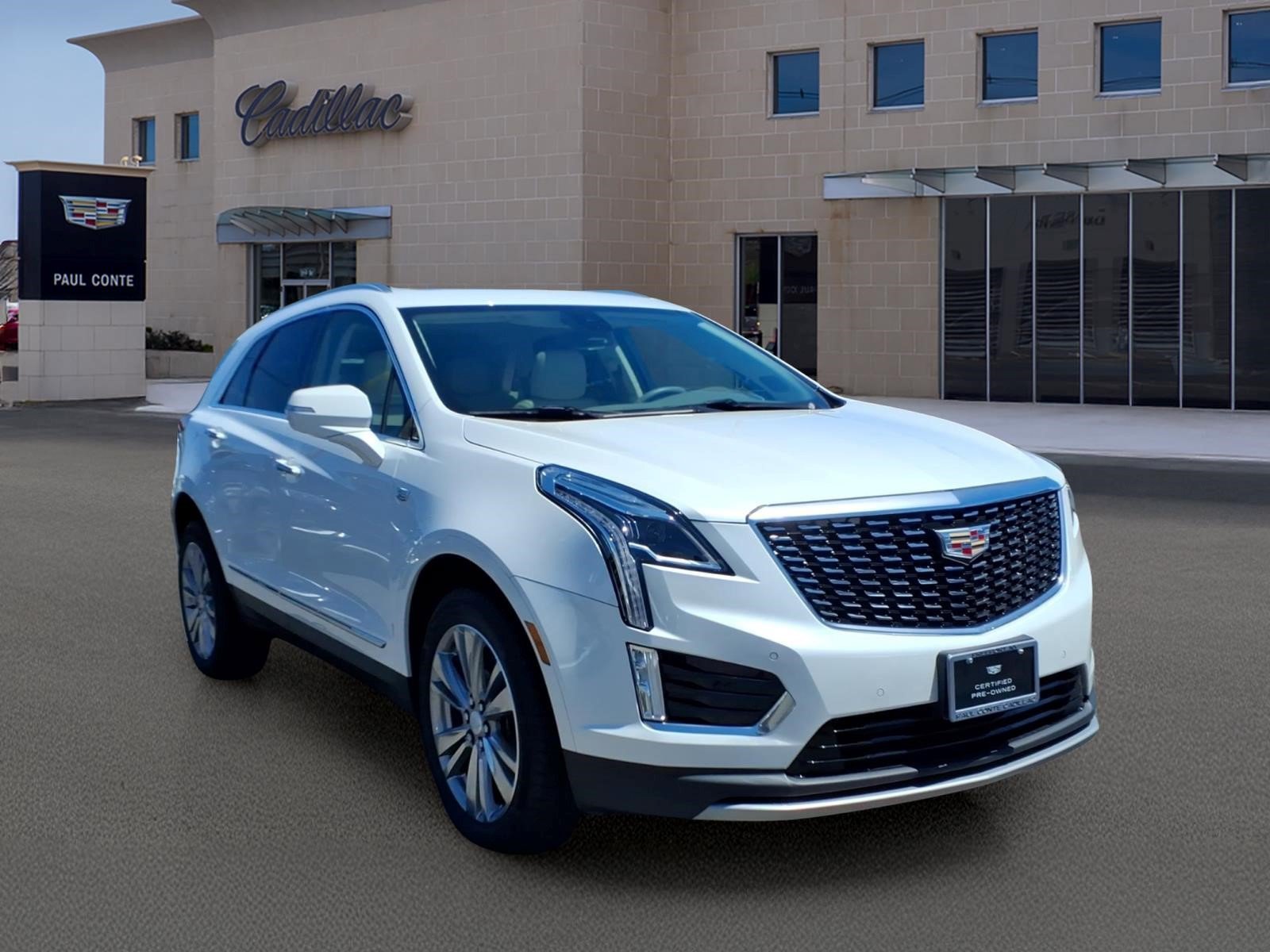 Certified 2023 Cadillac XT5 Premium Luxury AWD/4WD image 3