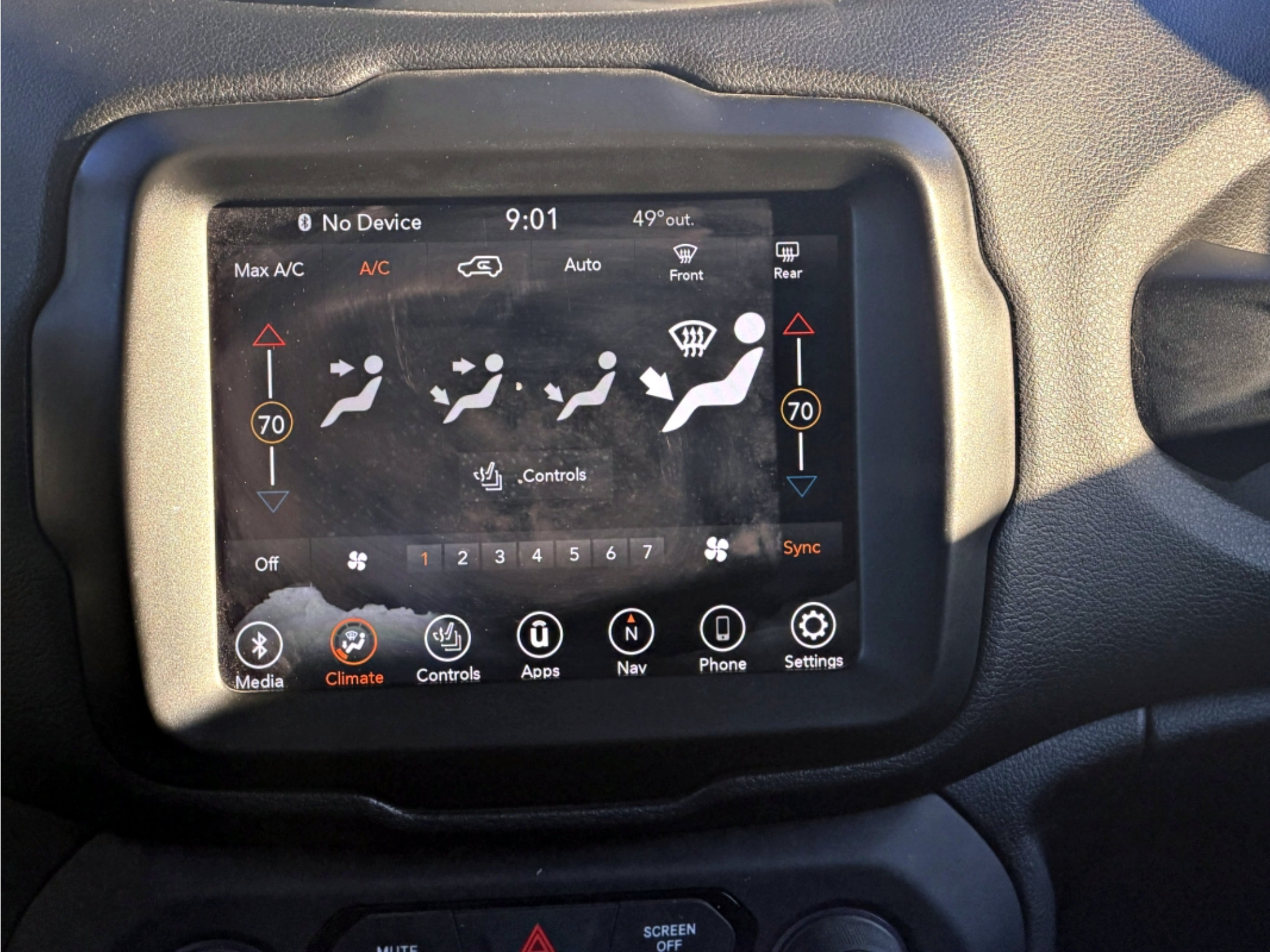 Used 2022 Jeep Renegade Trailhawk w/ Sun/Sound Group AWD/4WD image 15