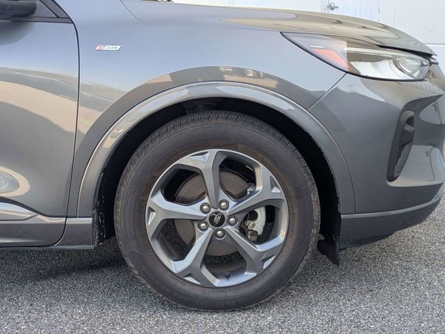 Used 2023 Ford Escape ST-Line image 11