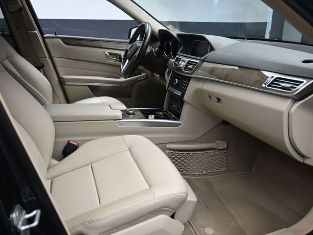 Used 2016 Mercedes-Benz E 350 Sedan image 28