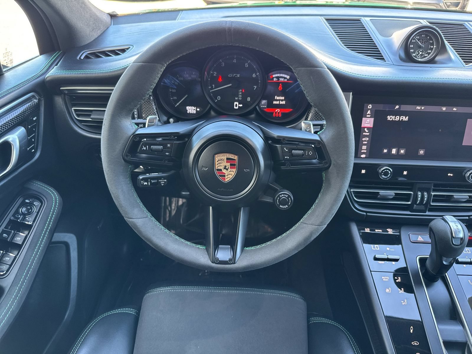 Certified 2023 Porsche Macan GTS w/ GTS Sport Package AWD/4WD image 16