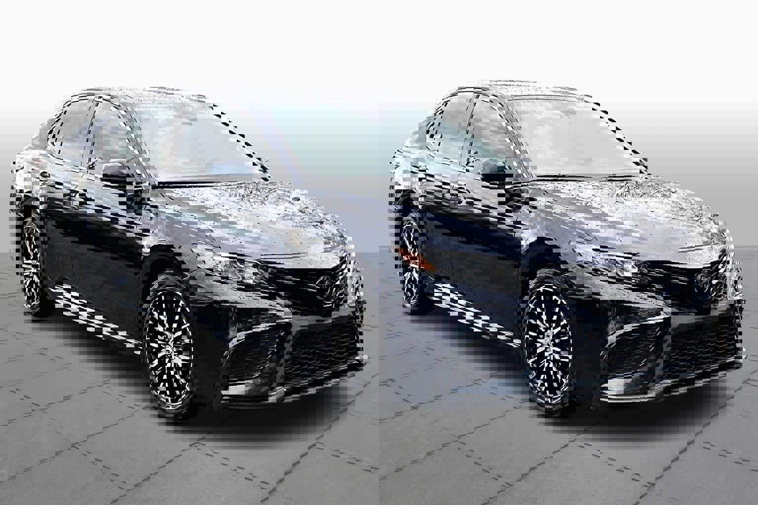 Certified 2021 Toyota Camry SE w/ Convenience Package image 4