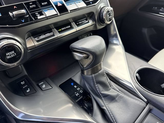Used 2024 Lexus LX 600 4WD w/ Luxury Package image 20