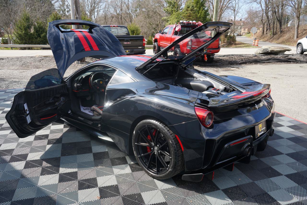 Used 2020 Ferrari 488 Pista Coupe RWD image 87