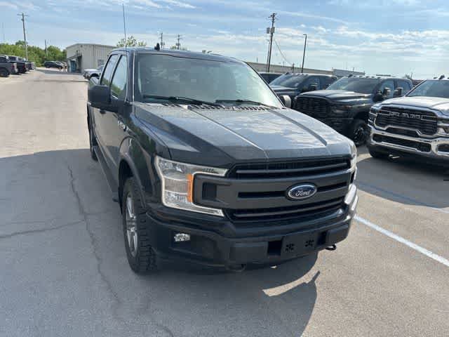 Used 2018 Ford F150 XLT w/ Equipment Group 302A Luxury AWD/4WD image 26