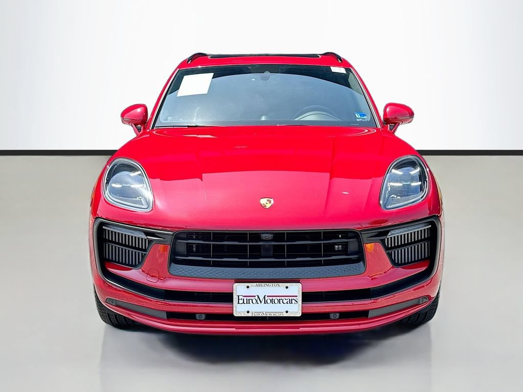 Certified 2022 Porsche Macan S AWD/4WD image 6