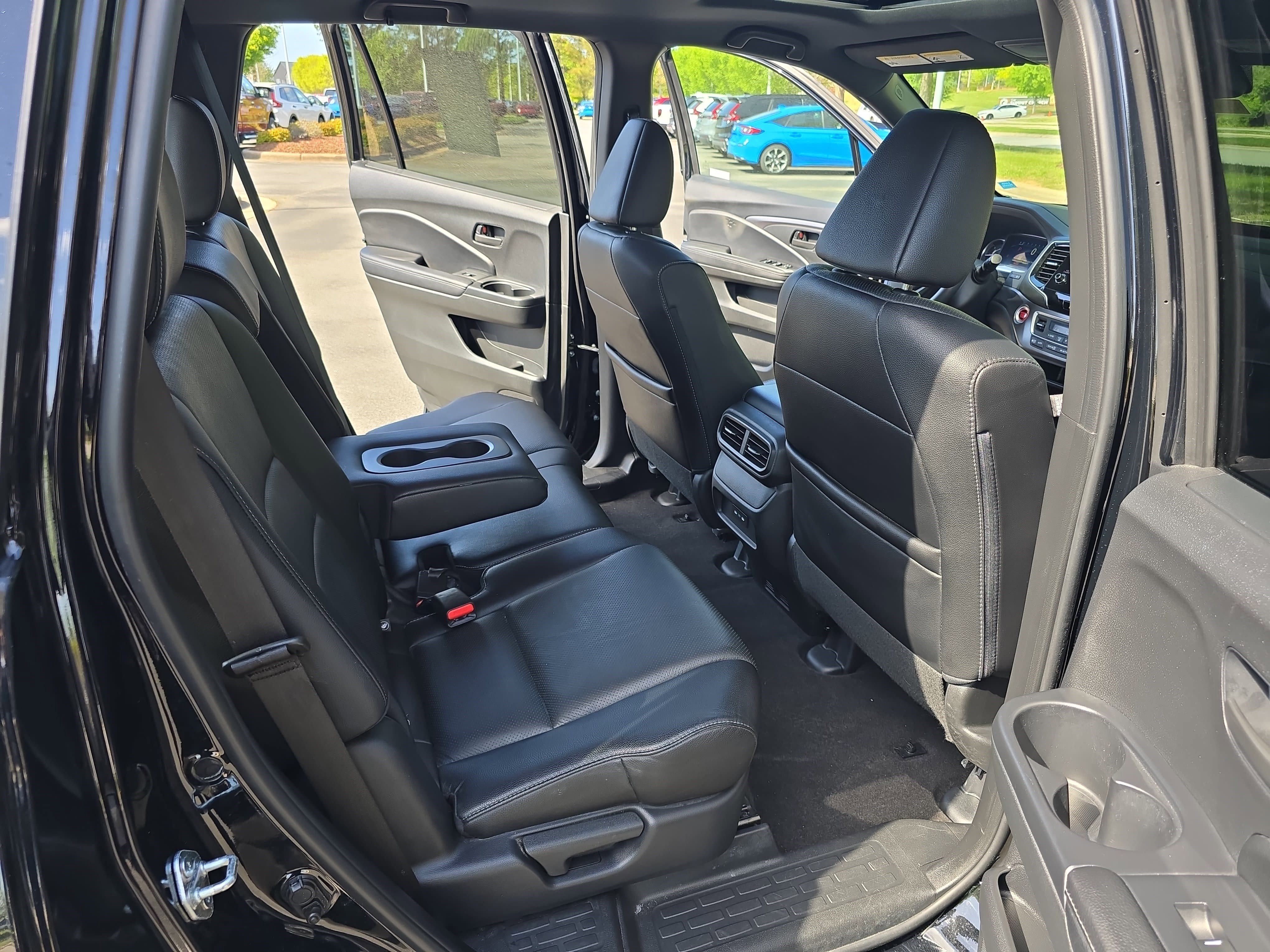 Used 2024 Honda Passport EX-L image 11