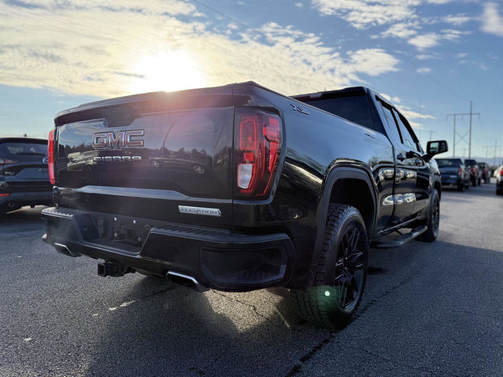 Used 2019 GMC Sierra 1500 Elevation w/ Elevation Value Package image 5