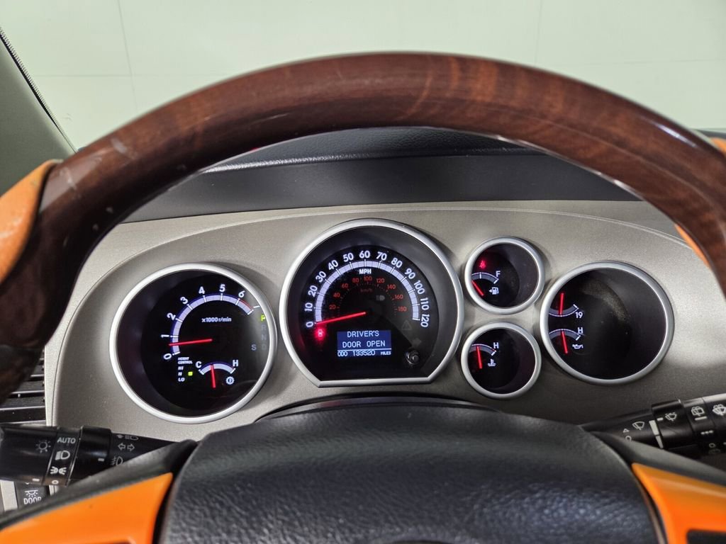 Used 2015 Toyota Sequoia Platinum image 14