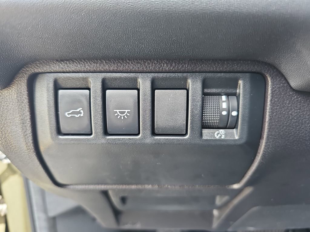 Used 2023 Subaru Ascent Limited AWD/4WD image 28