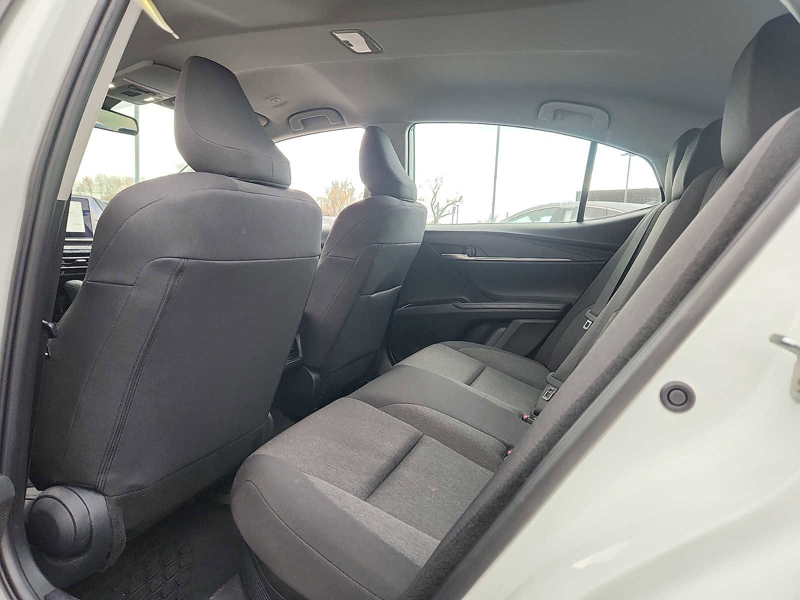 Used 2025 Toyota Camry LE FWD image 10
