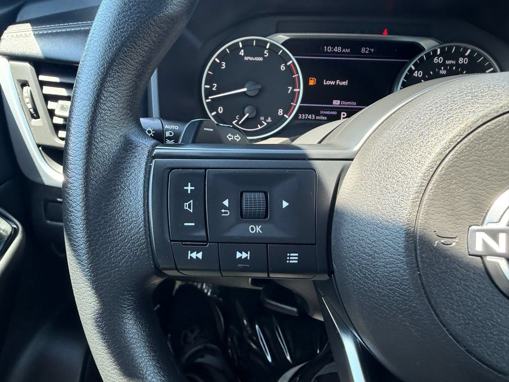 Used 2024 Nissan Rogue S FWD image 21