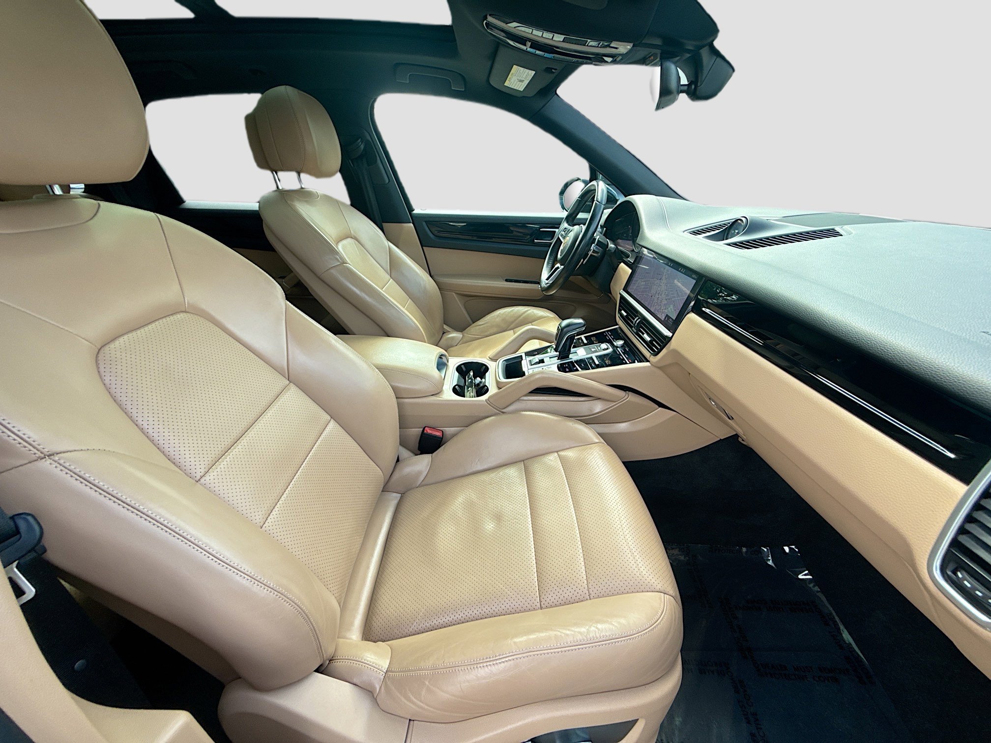 Used 2019 Porsche Cayenne AWD/4WD image 32