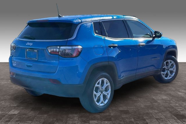Certified 2025 Jeep Compass Sport AWD/4WD image 2