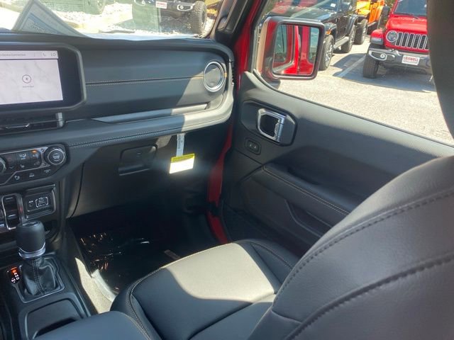 New 2025 Jeep Wrangler Sahara image 37