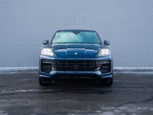 New 2026 Porsche Cayenne GTS image 10