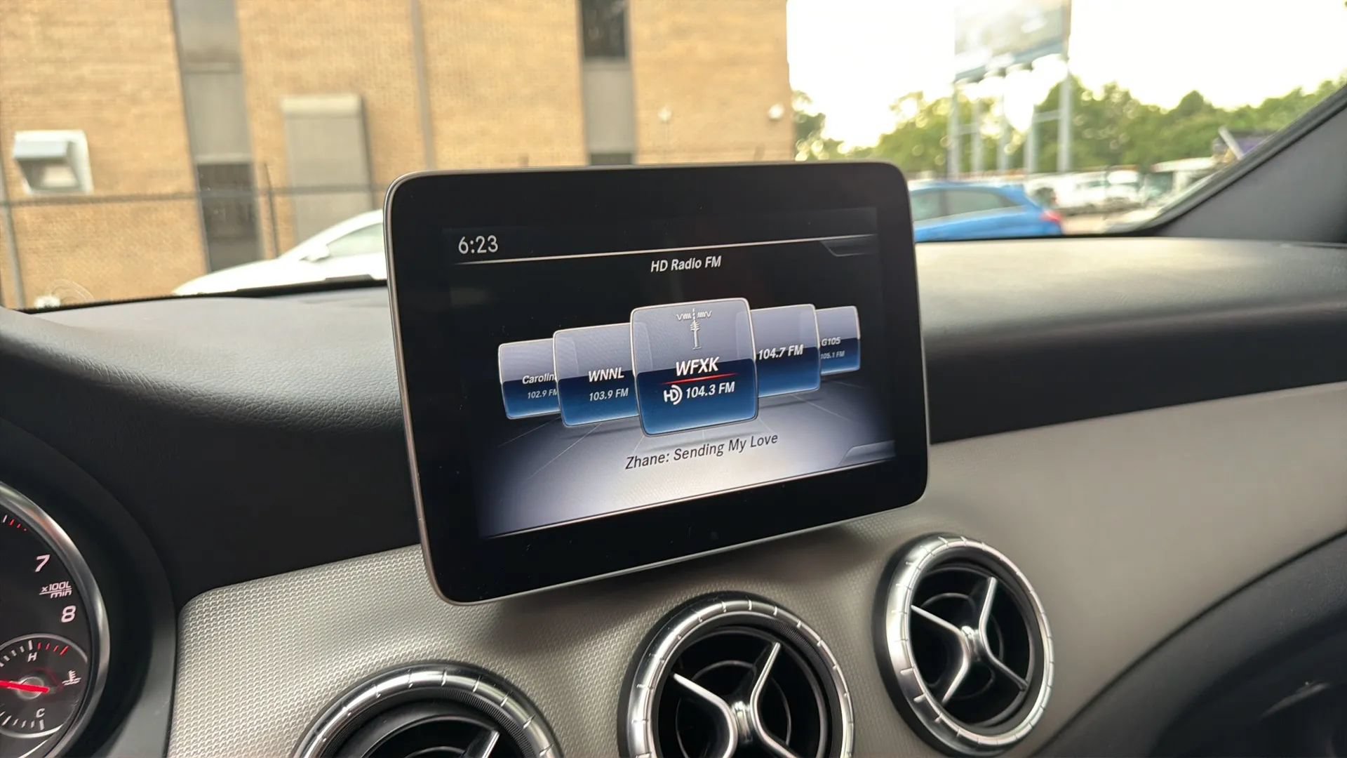 Used 2019 Mercedes-Benz CLA 250 4MATIC image 27