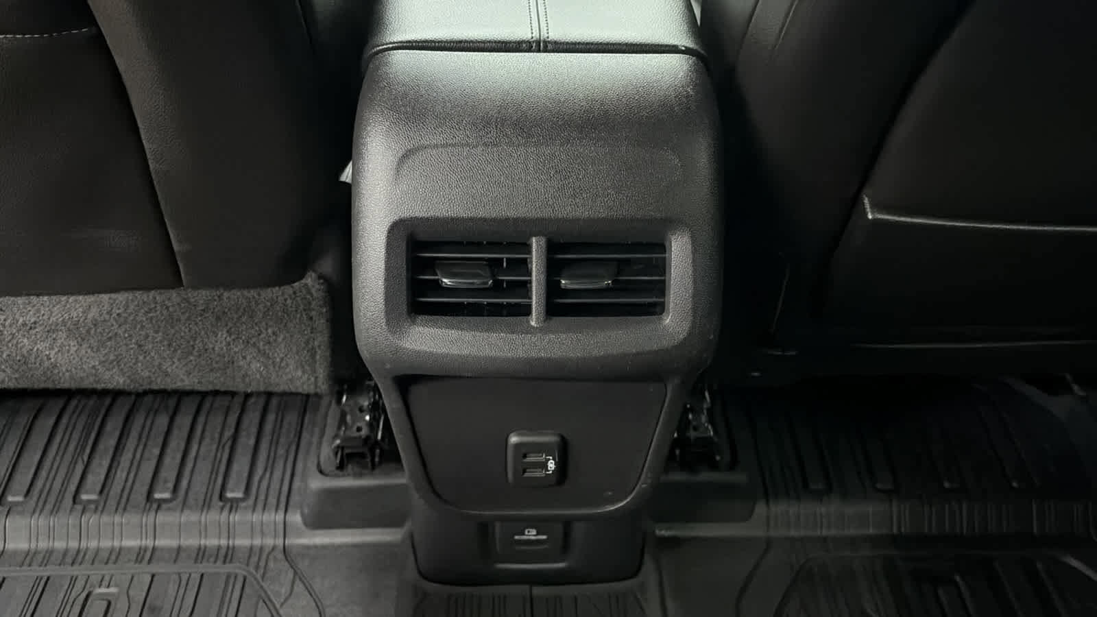 Certified 2021 GMC Terrain SLT w/ Infotainment Package II image 25