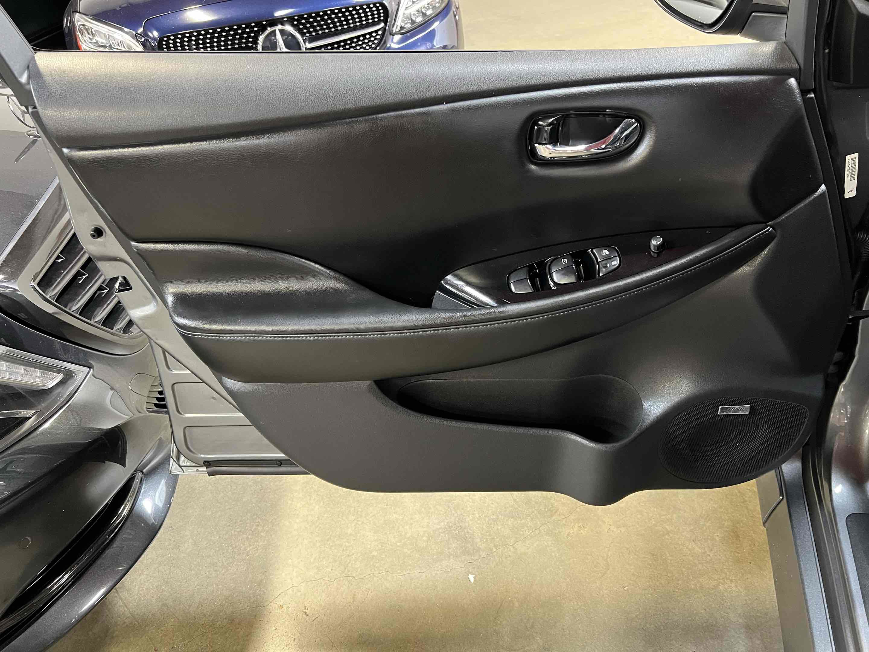 Used 2019 Nissan Leaf SL Plus w/ Protection Package FWD image 77